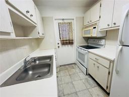 Picture of 6191 SW 37Th St # 110, Davie, FL 33314
