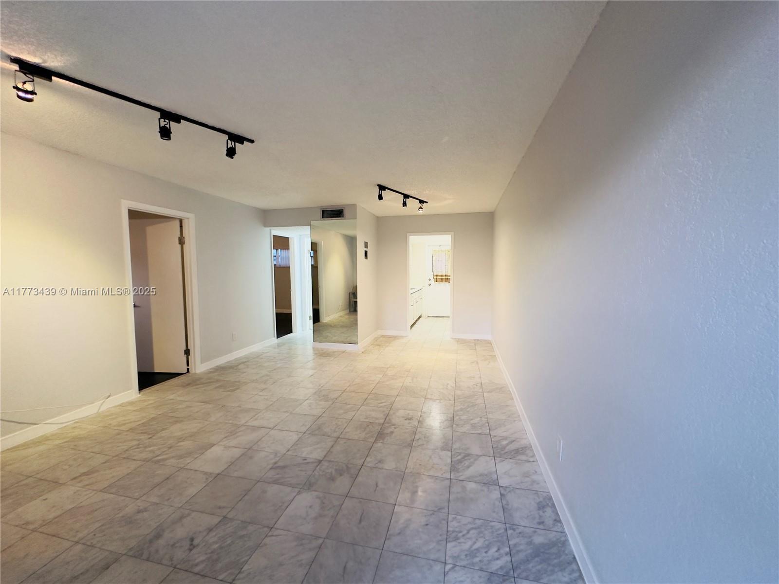 Picture of 6191 SW 37Th St # 110, Davie, FL 33314