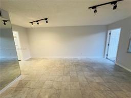 Picture of 6191 SW 37Th St # 110, Davie, FL 33314