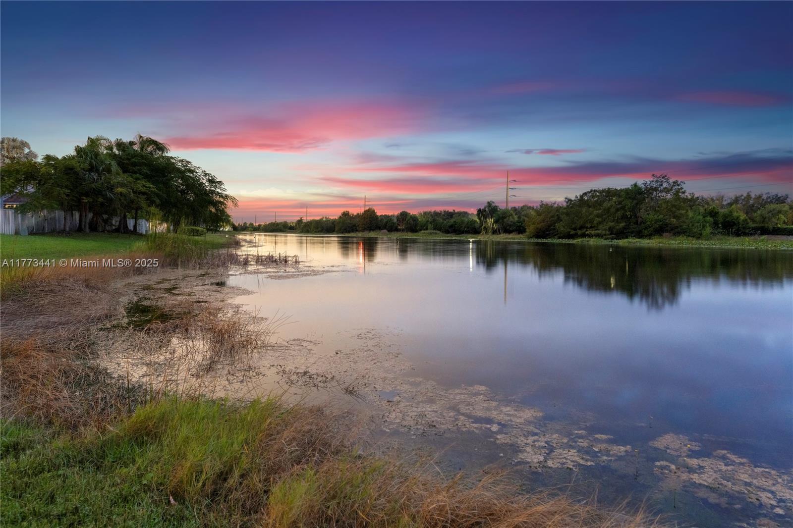 Picture of 2174 Quail Roost Dr, Weston, FL 33327
