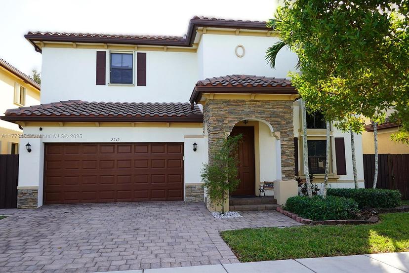 Picture of 2742 NE 1St St, Homestead FL 33033