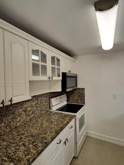 Picture of 3800 Palm Ave # 119, Hialeah, FL 33012