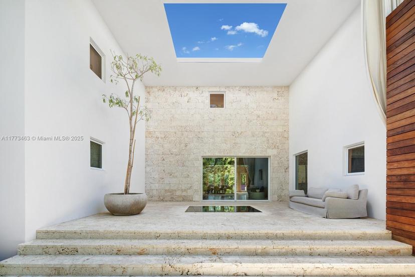 Picture of 1500 W 23Rd St, Miami Beach FL 33140