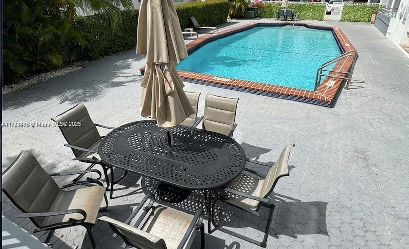 Picture of 1080 94 St # 110, Bay Harbor Islands FL 33154