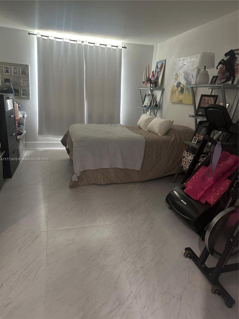 Picture of 1080 94 St # 110, Bay Harbor Islands FL 33154