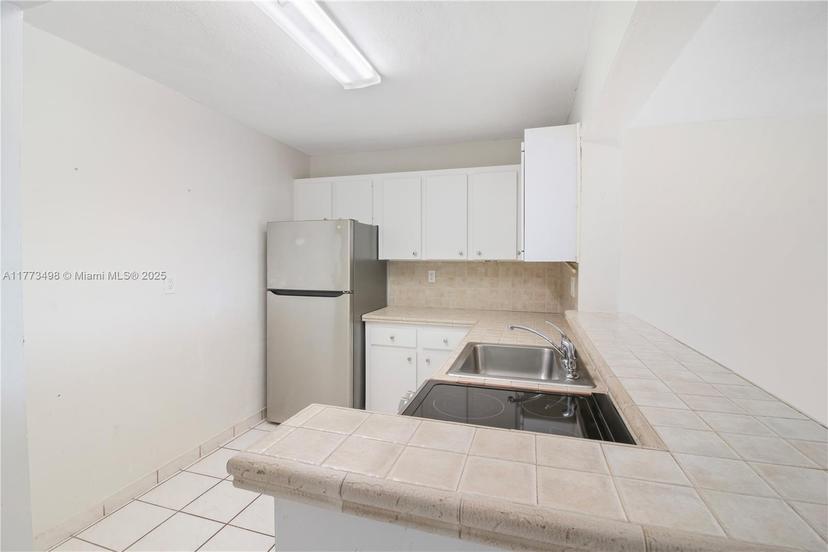 Picture of 5199 NW 7Th St # 603E, Miami FL 33126