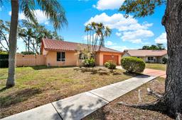 Picture of 21034 Chinaberry Dr, Boca Raton, FL 33428