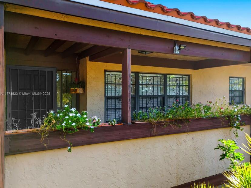 Picture of 20801 San Simeon Way # 204, Miami FL 33179