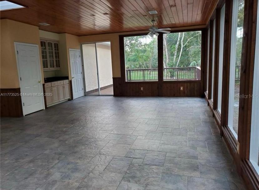 Picture of 1950 S Tanner Road, Orlando FL 32820