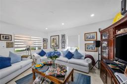 Picture of 1980 NE 173Rd St, North Miami Beach, FL 33162