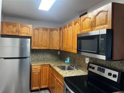 Picture of 8411 NW 8Th St # 105, Miami, FL 33126