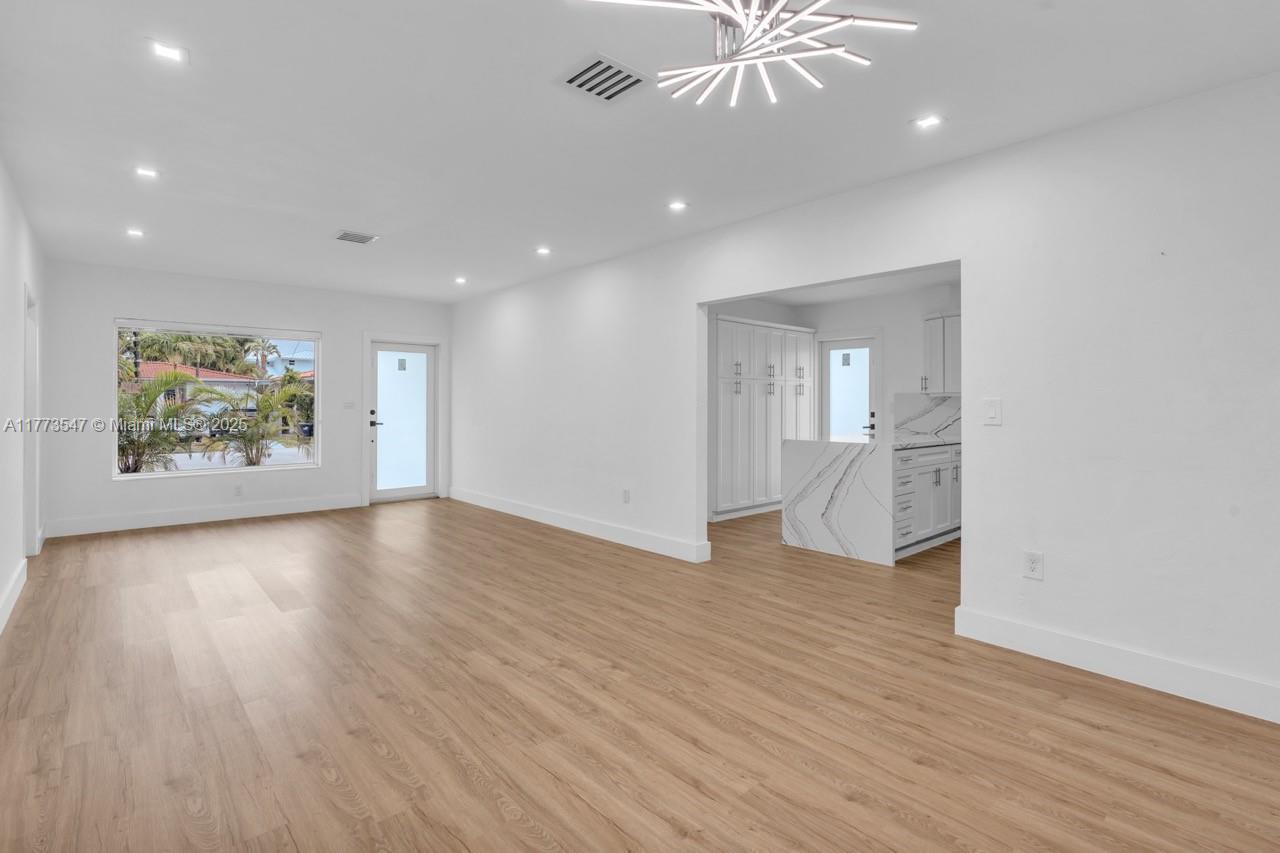 Picture of 8819 Dickens Ave, Surfside, FL 33154