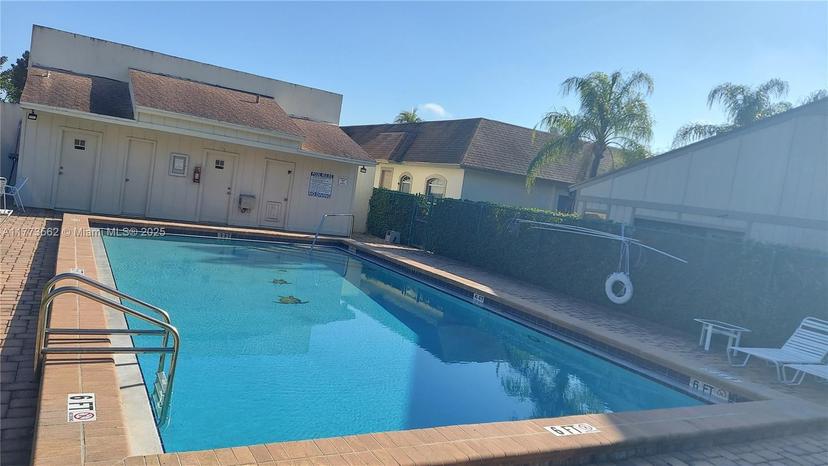 Picture of 11975 Sturbridge Ln, Wellington FL 33414