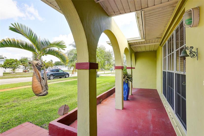 Picture of 779 SW Ravenswood Ln, Port St. Lucie FL 34983