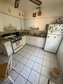 Picture of 9100 Broad Manor Rd, Miami, FL 33147