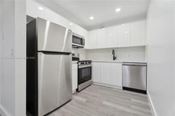 Picture of 1301 SW 134Th Way # 213B, Pembroke Pines, FL 33027