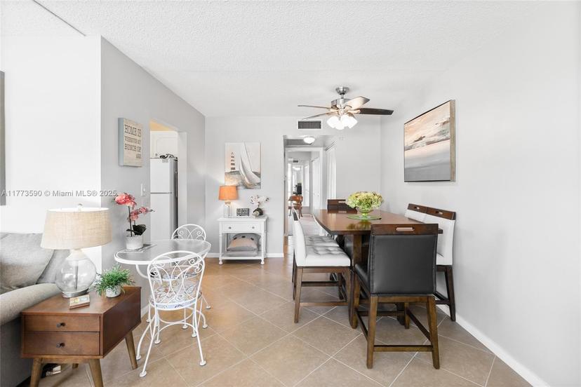 Picture of 10 Oakridge B # 10, Deerfield Beach FL 33442