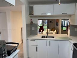 Picture of 2786 NW 104Th Ave # 101, Sunrise, FL 33322