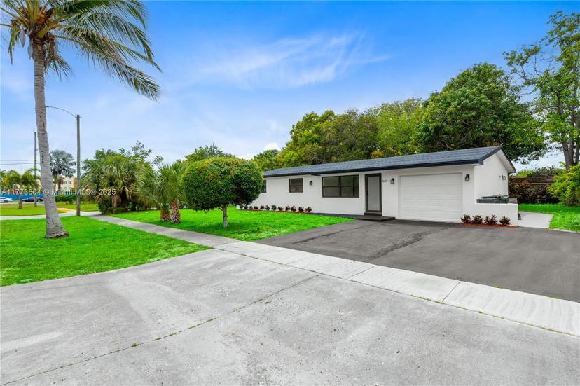 Picture of 601 NW 35Th Ter, Lauderhill FL 33311