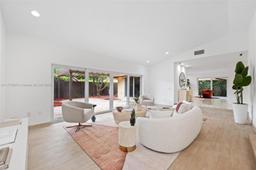 Picture of 20205 NE 10Th Pl, Miami, FL 33179