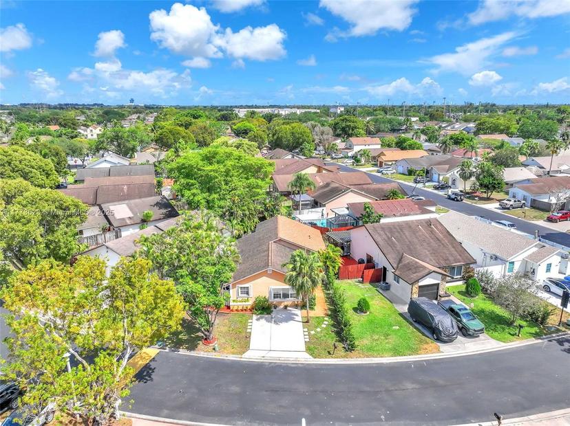 Picture of 5660 SW 99Th Ln, Cooper City FL 33328