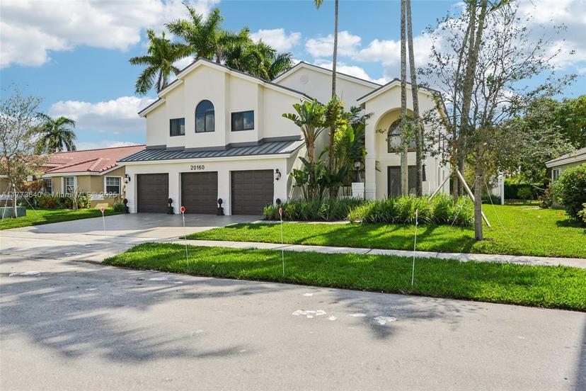 Picture of 20160 NW 9Th Dr, Pembroke Pines FL 33029