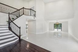Picture of 20160 NW 9Th Dr, Pembroke Pines, FL 33029