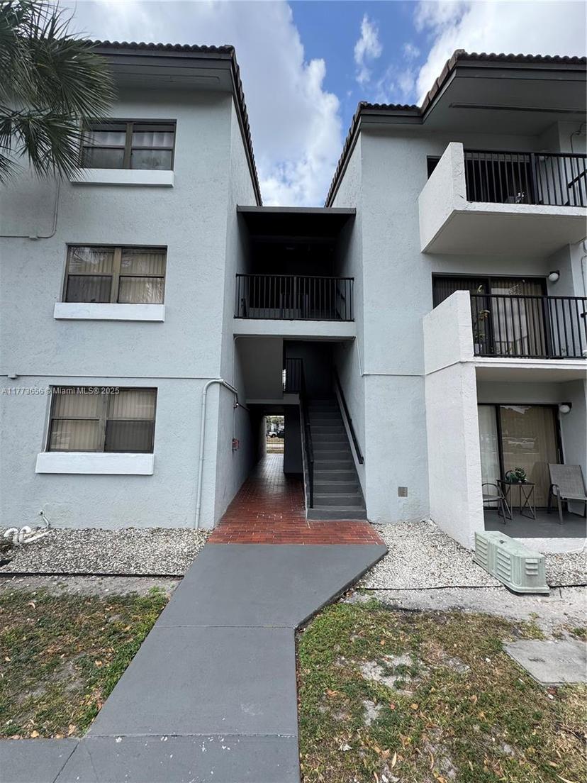 Picture of 7135 NW 179Th St # 110, Hialeah FL 33015