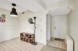 Picture of 250 W Palm Cir W # 301, Pembroke Pines, FL 33025