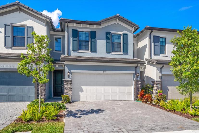 Picture of 2193 Appleton Cir S Lot 309, Oakland Park FL 33309