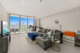 Picture of 16385 Biscayne Blvd # 1019, North Miami Beach, FL 33160