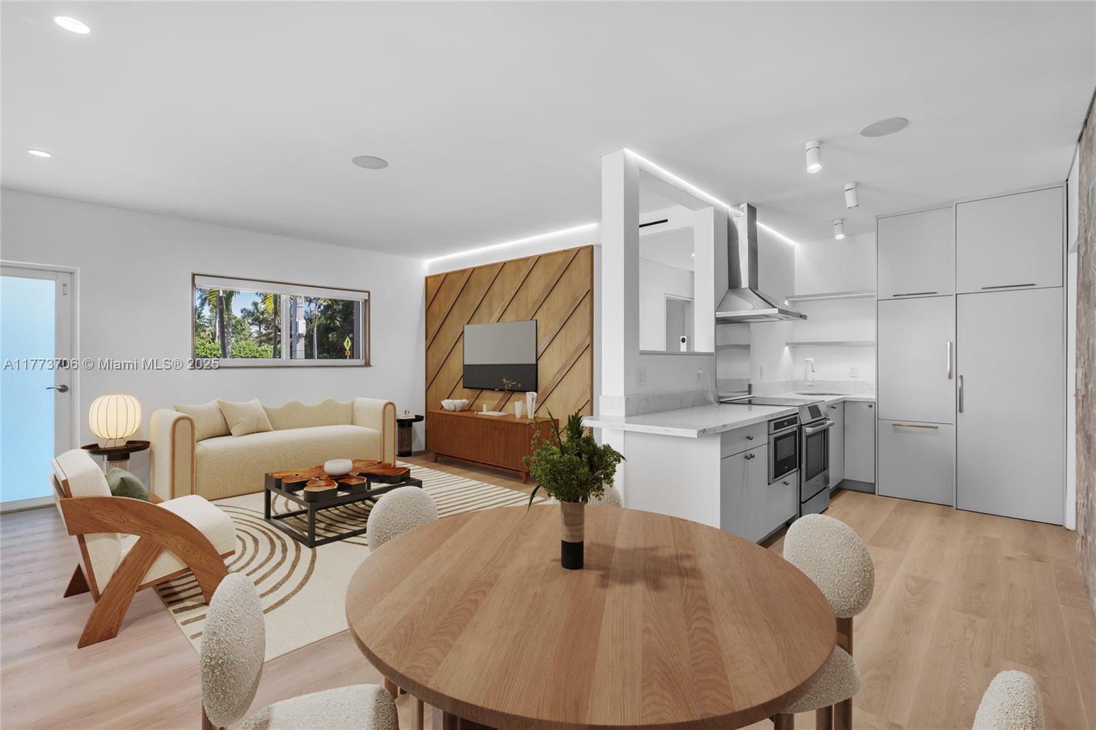 Picture of 1130 Venetian Way # 1A, Miami, FL 33139