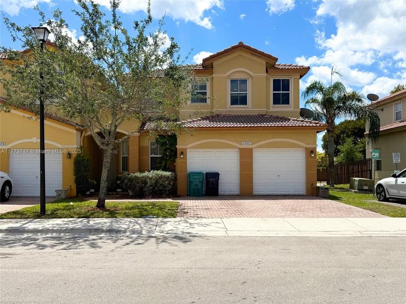 Picture of 10982 NW 86Th Ter # 10982, Doral FL 33178
