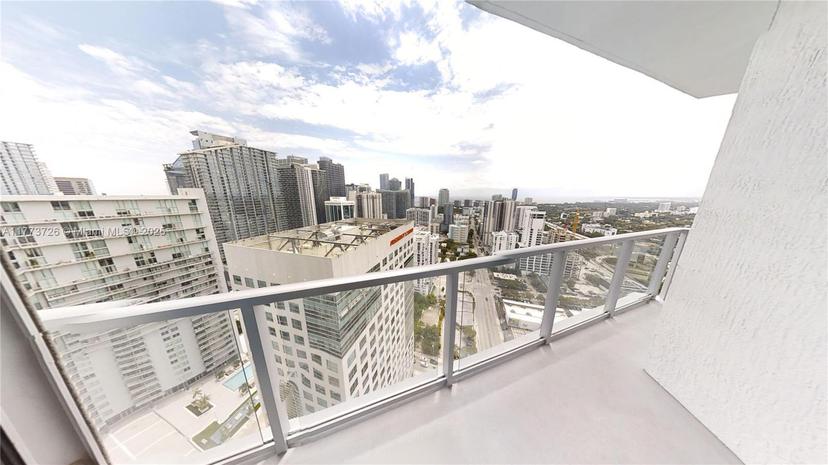 Picture of 185 SW 7Th St # 3502, Miami FL 33130