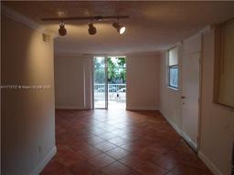 Picture of 1801 S Treasure Dr # 214, North Bay Village, FL 33141