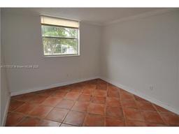 Picture of 1801 S Treasure Dr # 214, North Bay Village, FL 33141