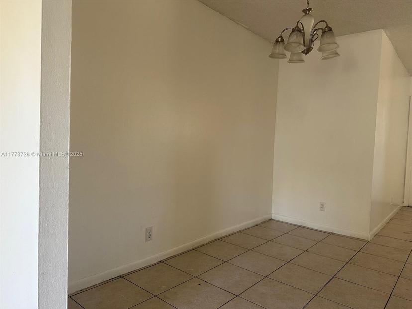Picture of 850 E Commercial Blvd # 101A, Oakland Park FL 33334