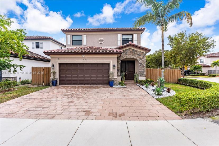 Picture of 11792 SW 250Th St, Homestead FL 33032