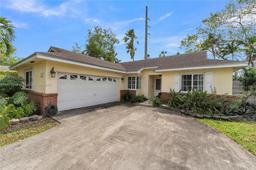 Picture of 13878 SW 151 Ln, Miami, FL 33186
