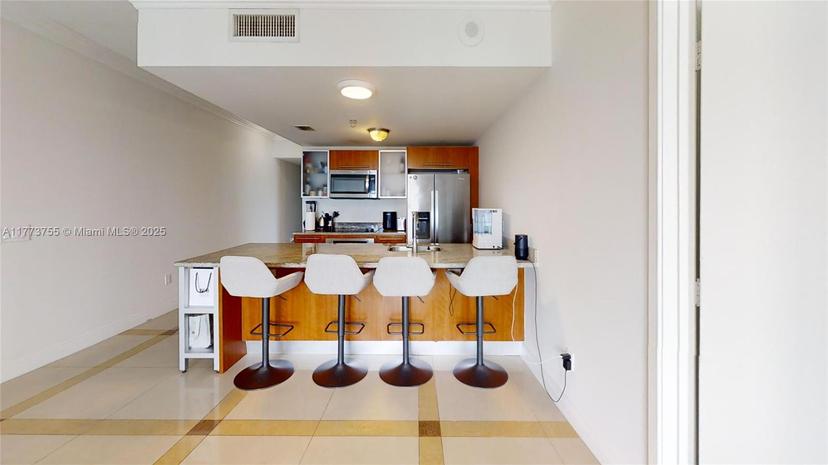Picture of 185 SW 7Th St # 4201, Miami FL 33130