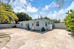 Picture of 14810 SW 288Th St, Homestead, FL 33033