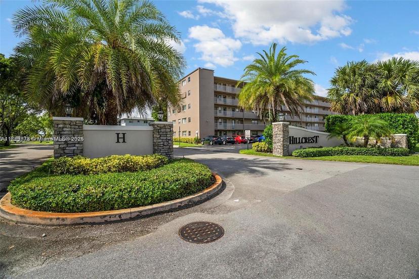 Picture of 1201 Hillcrest Ct # 204, Hollywood FL 33021