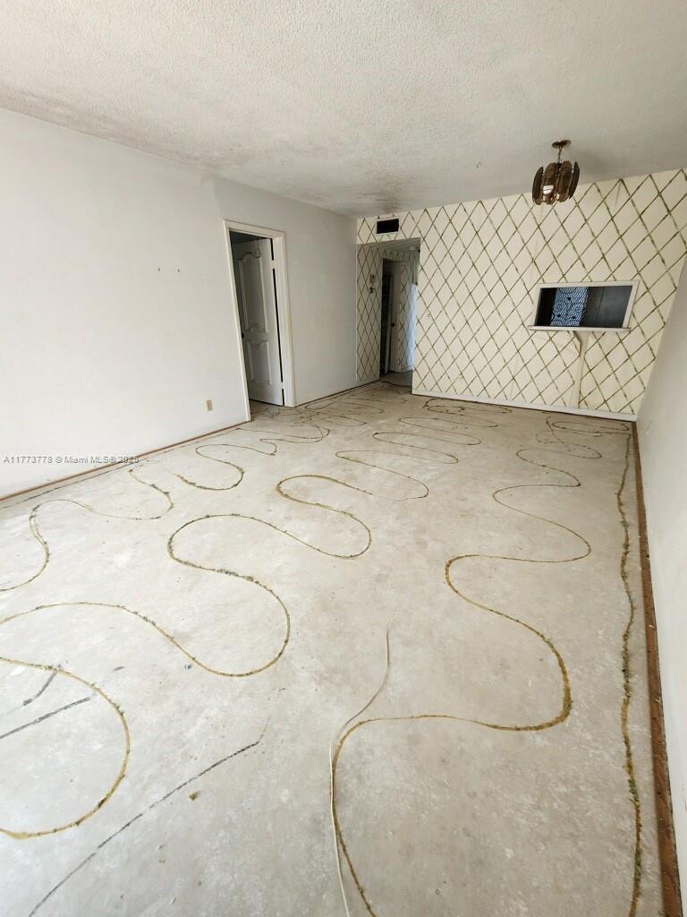 Picture of 1201 Hillcrest Ct # 204, Hollywood FL 33021