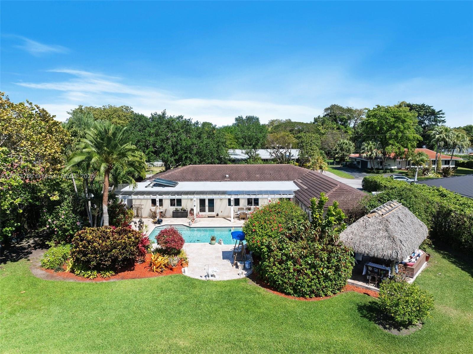 Picture of 10740 SW 74Th Ct, Pinecrest, FL 33156