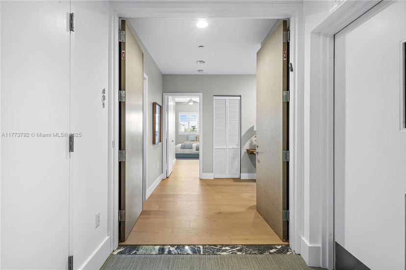 Picture of 6103 Aqua Ave # 401, Miami Beach FL 33141