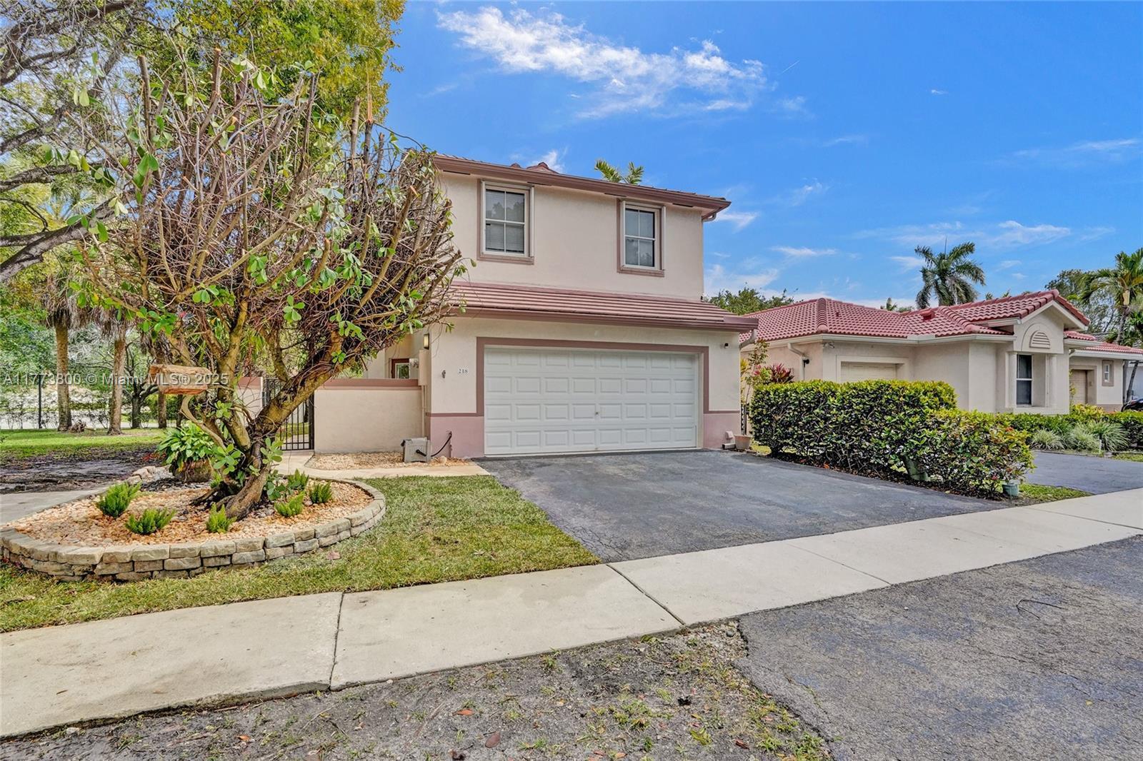 Picture of 218 NW 75Th Ter, Plantation, FL 33317