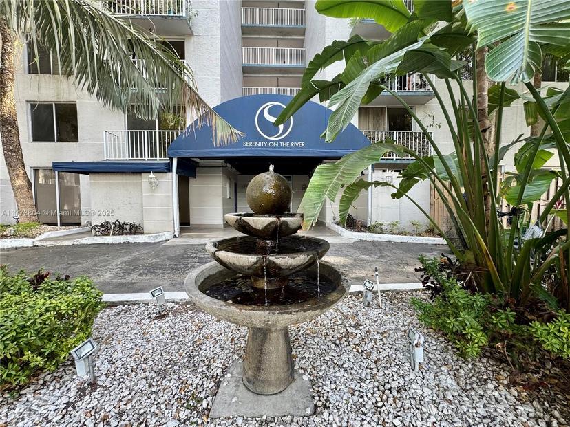 Picture of 1740 NW N River Dr # 327, Miami FL 33125