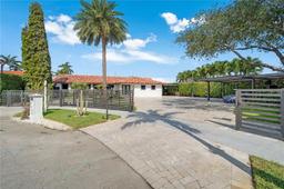 Picture of 4030 SW 141St Pl, Unincorporated Dade County, FL 33175