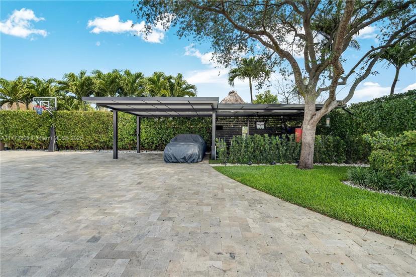 Picture of 4030 SW 141St Pl, Unincorporated Dade County FL 33175