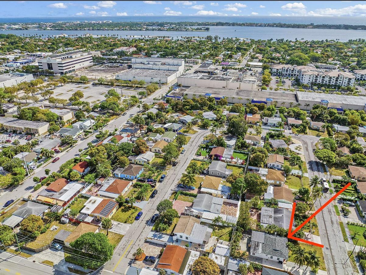 Picture of 621 Hudson Rd, West Palm Beach, FL 33405